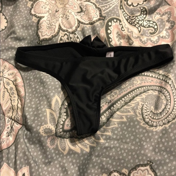 ❌ SOLD Bow bikini bottoms - Picture 2 of 3
